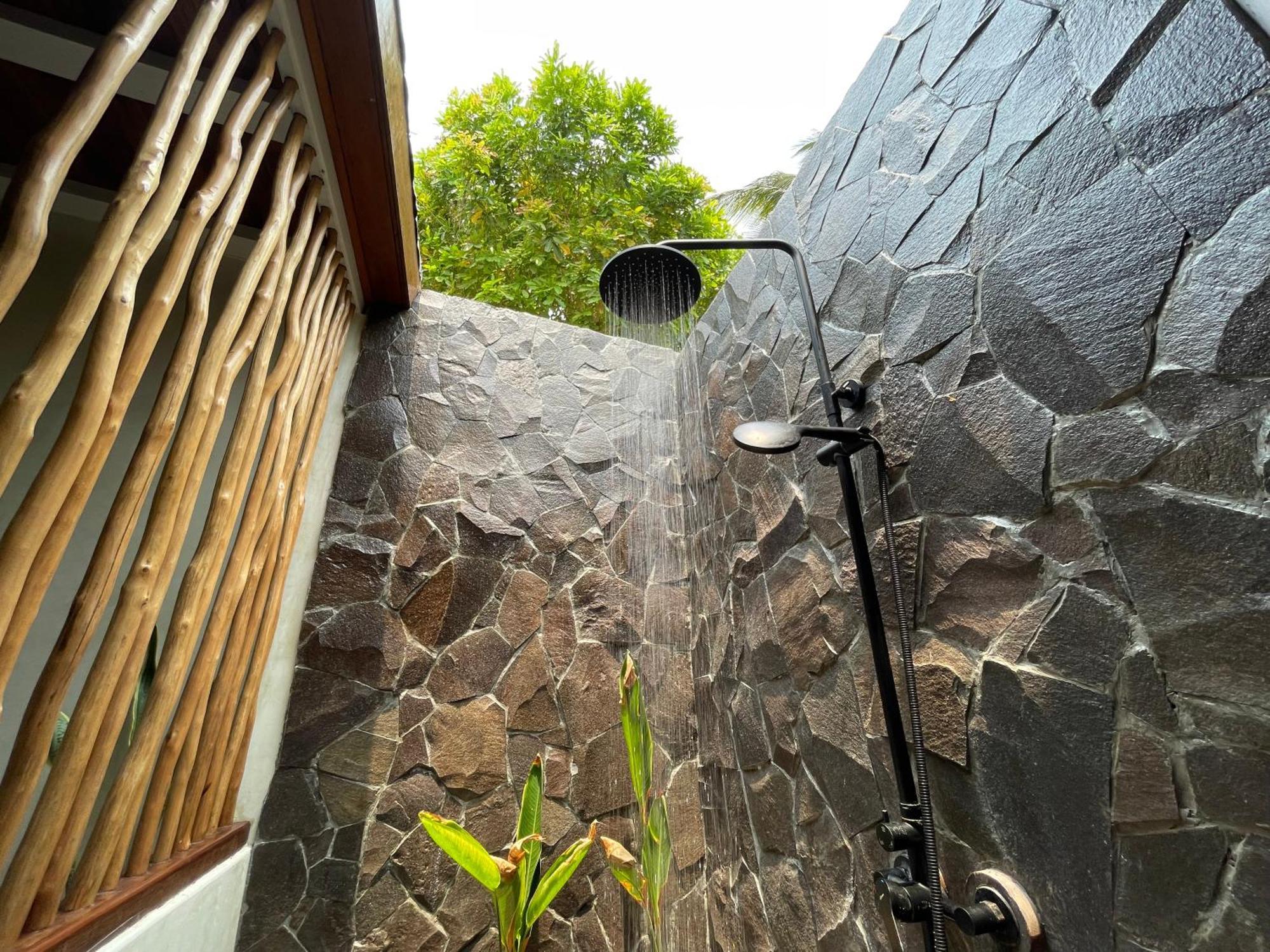 Gili Lumbung Bungalow Gili Air Exterior photo